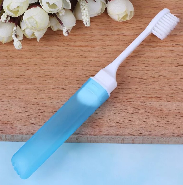 Дорожный набор зубных щёток Colorful Folding Portable Toothbrush, 5 шт :: Товары для дома