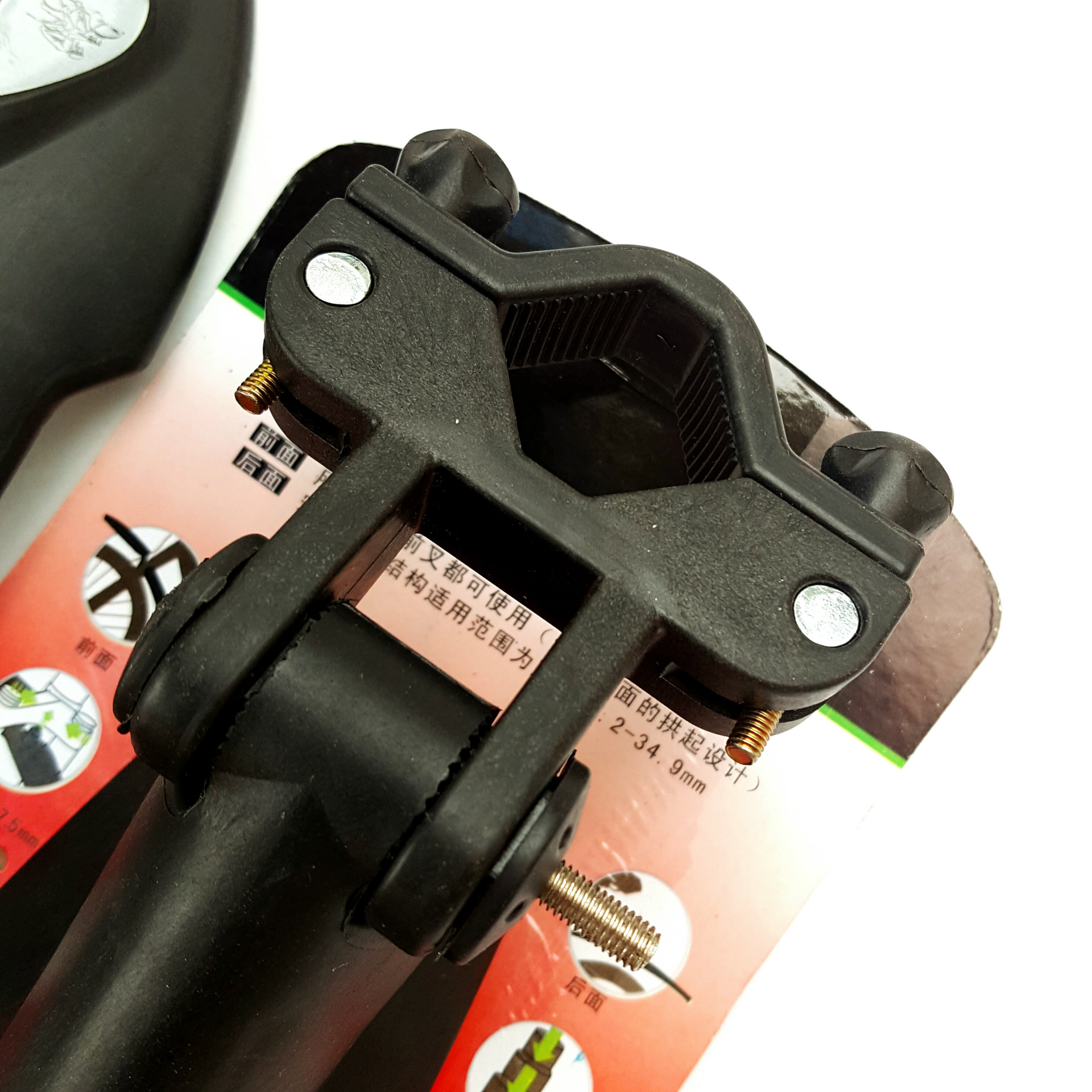 3376117168_1223320767