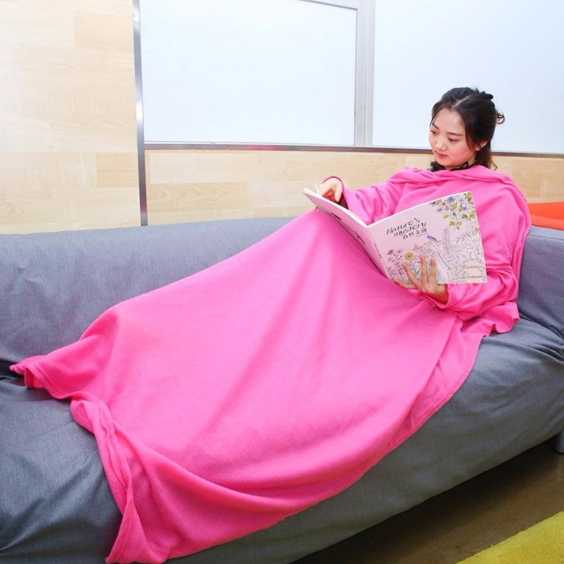 одеяло-плед-с-рукавами-snuggie-розовый