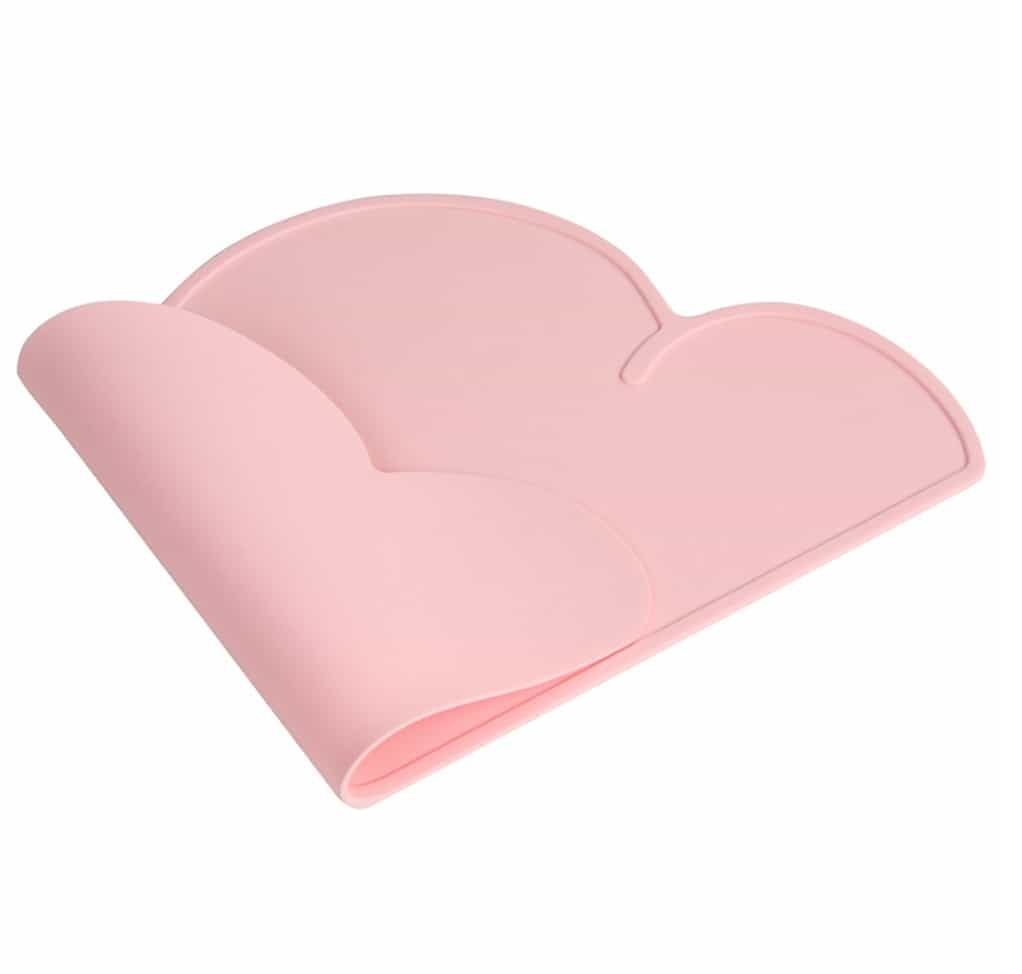 servirovochnyj-detskij-silikonovyj-kovrik-oblako-na-obedennyj-stol-2