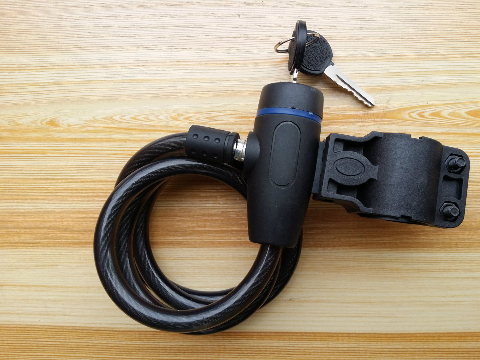 2586838666_1223320767