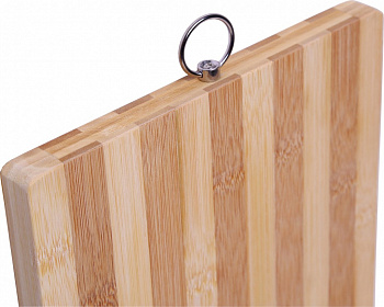 00023818 Бамбуковая разделочная доска с кольцом для подвешивания