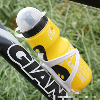 00031369 Пластиковый велосипедный флягодержатель, 15х7.5 см 00031369 Пластиковый велосипедный флягодержатель, 15х7.5 см