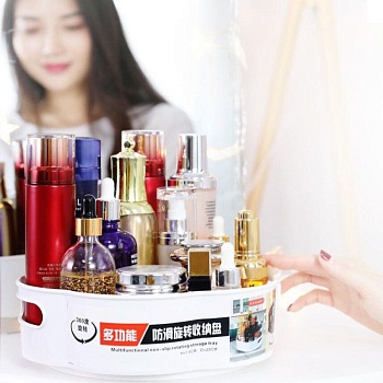 Вращающийся контейнер для специй и приправ с ручками