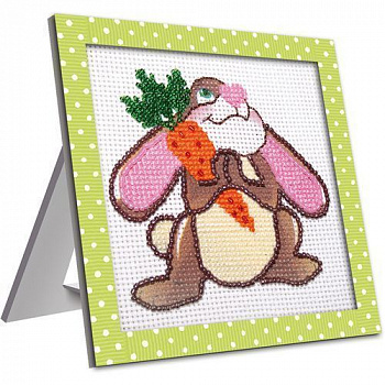 Вышивка бисером в рамке/Счастливый зайчик 160*150 мм