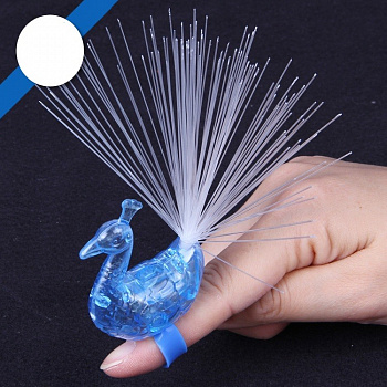 00007652 Светящаяся LED игрушка ПАВЛИН